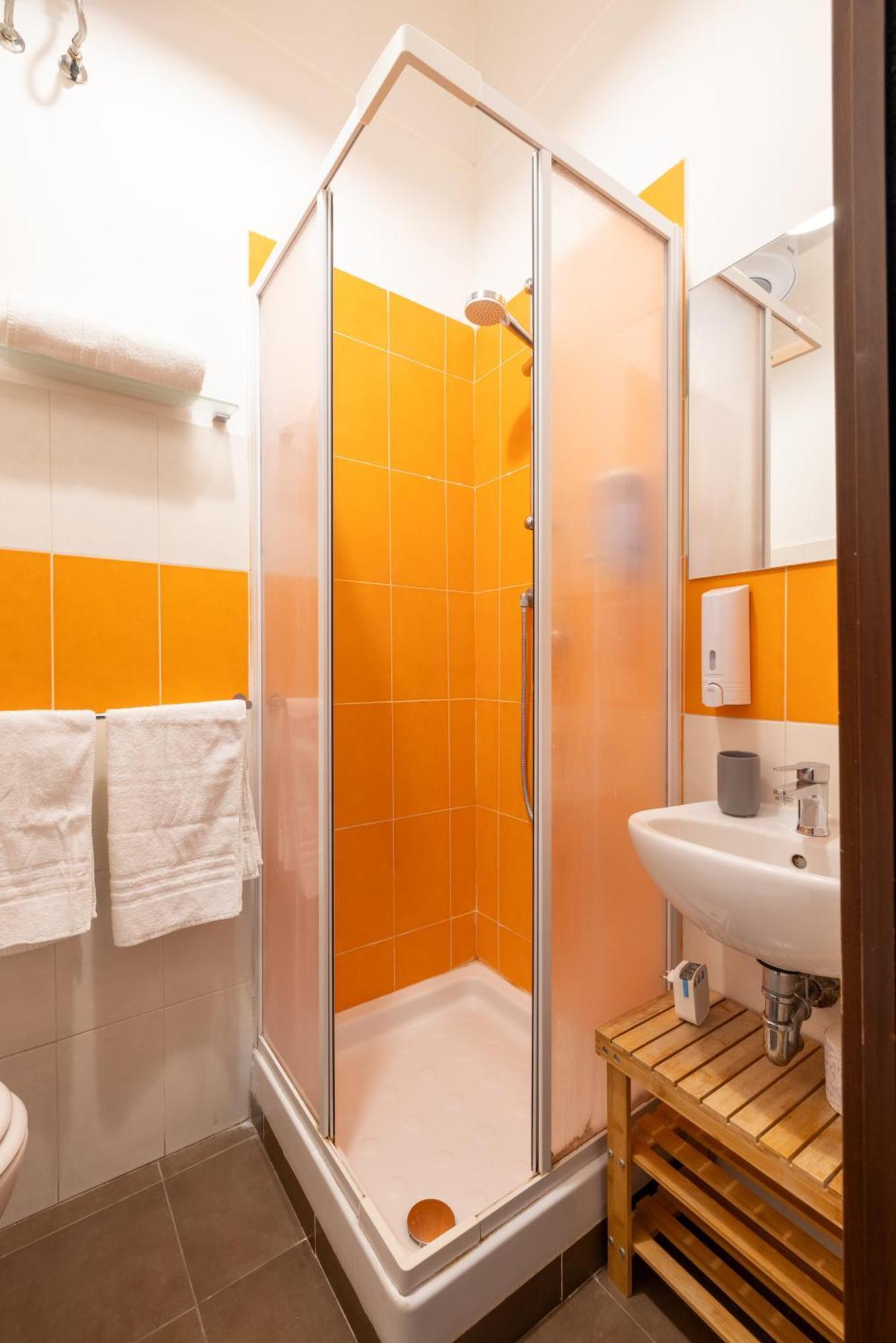 Domus Castroni Scipioni Bed & Breakfast Roma Ngoại thất bức ảnh